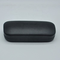 Étui à lunettes rectangulaire rigide en cuir PU avec logo personnalisé en relief, boîte à lunettes tendance et portable pour myopie