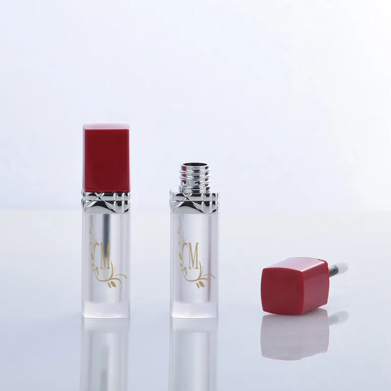 New Eco Friendly Plastic Empty Red Cap Square Frosted Lip Gloss Tube mit Brush