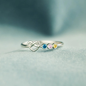Anello Geometrico a Cuore Colorato per Donne, Gioiello Elegante e alla Moda, Accessorio Regalo - Product Image 2