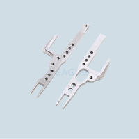 13285051 Ensemble de remplacement de bras oscillant d'alimentation Pour machine à coudre industrielle Juki MO-6904C, MO-6914C, MOC-3904, MOC-3914, MOF-3900