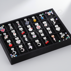 สร้อยข้อมือสแตนเลสสตีล YIWU ดีไซน์รูปปากเซ็กซี่ สีสันหลากหลาย สไตล์อิตาลี - Product Image 2