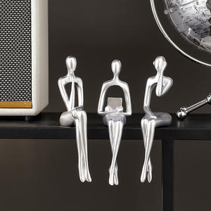 Statues en résine de haute qualité or moderne décoration de la maison étagère envoyer des amis et la famille décoration en mouvement cadeaux décoration de la maison - Product Image 4