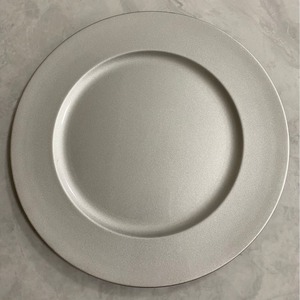 จานสีเงินพลาสติก13นิ้วสำหรับงานแต่งงานงานเลี้ยงคริสต์มาสจานอาหารค่ำใต้จานตกแต่งโต๊ะจานชาร์จ - Product Image 5