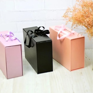Caja de Regalo de Papel Ecológica Personalizada para Prendas de Vestir, Caja de Embalaje de Papel - Product Image 6