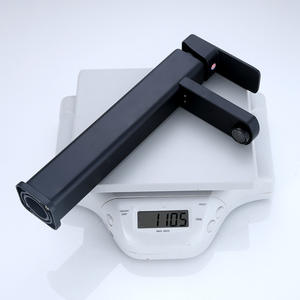 Robinet de lavabo noir à poignée unique en acier inoxydable 304, carré, monotrou, à poser sur le comptoir, style minimaliste - Product Image 4