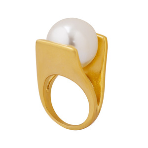 Groothandel Custom Y-Vormige <span class=keywords><strong>Titanium</strong></span> Roestvrijstalen Ringen High-End 18K Goud Rose Verguld Modieuze 18K Vergulde Ring - Product Image 1