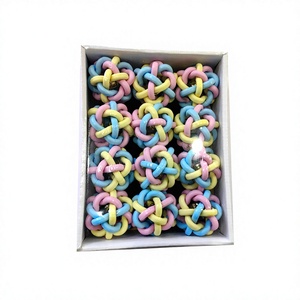 Bolas de Plástico de Colores Arcoíris para Mascotas, Dulces, 12 por Bandeja - Product Image 2