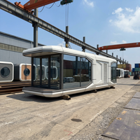 Capsule spatiale de 20 pieds, maison préfabriquée ignifuge, mini-pod mobile en acier pour glamping, idéal pour l'hébergement en hôtel ou station balnéaire en montagne
