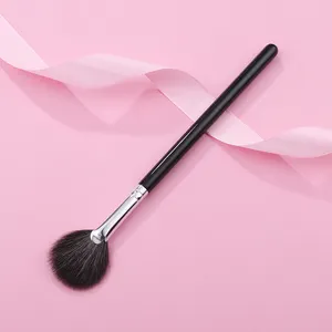 Professional Single Facial Fan Brush Highlighter Brush Soft Fluffy Black Goat Hair Low MOQ Customized Logo Fan Makeup Brush