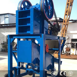 <b>Portable</b> 10 T/h Jaw Crusher and Sieving Machine with Screen Small Size Motor and Gearbox Included - Product Image 4