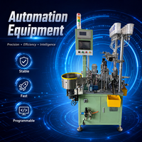 Machine automatique de pressage de roulements pour la production de petits roulements avec système de contrôle de déplacement