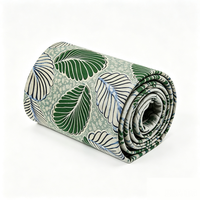 Tissu Popeline Doré Imprimé Coton Ciré Motif Feuille de Ventilateur Rayonnant sur Fond Doré Moucheté Idéal pour Pagne Africain