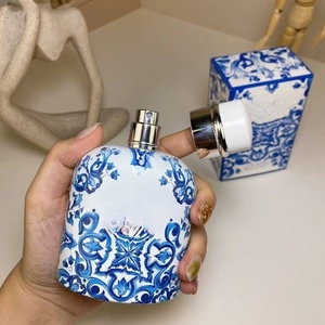 Bán Buôn 100Ml Màu Xanh Trắng Sứ Nước Hoa Nước Hoa Unisex Lâu Dài Hương Thơm Trái Cây Gỗ Ghi Chú Dubai Parfum Phun - Product Image 3