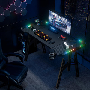 Scrivania da Gaming Personalizzata con Supporto per Monitor, Portabicchieri, Gancio per Cuffie e Gambe in Metallo per Arredamento PC Gaming Domestico - Product Image 2