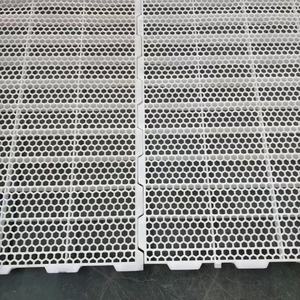 <span class=keywords><strong>Prix</strong></span> de gros, tapis de sol en plastique pour élevage de poulets en PP, état <span class=keywords><strong>neuf</strong></span>, nettoyage du <span class=keywords><strong>fumier</strong></span> - Product Image 4