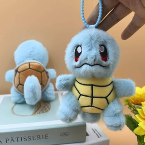 Vente en gros de jouets en peluche <span class=keywords><strong>Pokémon</strong></span> d'anime japonais, porte-clés en peluche Pikachu, poupées en peluche <span class=keywords><strong>Charmander</strong></span> et Bulbasaur - Product Image 1