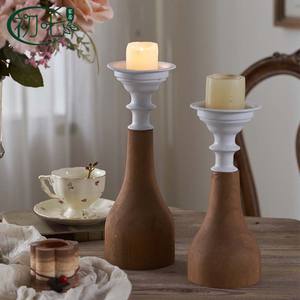 Candelero de madera maciza vintage con forma cónica para decoración del hogar, para velas en forma de copa y velas en bloque. - Product Image 2