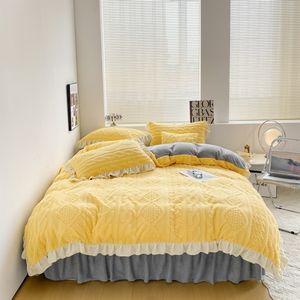 Set di Lenzuola in Velluto Moderno, Copripiumino in Pelliccia di Coniglio, Trapunta con Motivo Gratuito per Uso Domestico, con Borsa - Product Image 5