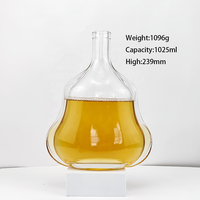 Fabricant de gros verre à vin transparent de 500ml 1l bouteille en verre en forme de gourde à liqueur personnalisée