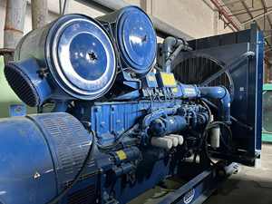 Groupe électrogène diesel d'<span class=keywords><strong>occasion</strong></span> Perkins 1000 kW, haute stabilité, faible nombre d'heures de fonctionnement, adapté aux grandes usines - Product Image 5