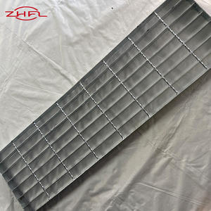 Rejilla de Acero al Carbono de Alta Calidad y Durabilidad, Suministro de Fábrica, Galvanizada por Inmersión en Caliente, Materiales de Construcción para Pasarelas y Plataformas - Product Image 4