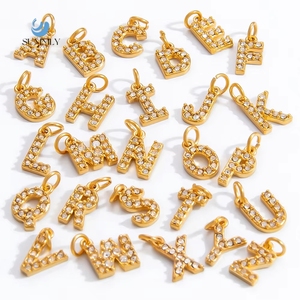 SUMMLY - Dijes de Circonio con las 26 Letras del Alfabeto, Chapados en Oro de 18K, de Acero Inoxidable, para Joyería DIY - Product Image 1