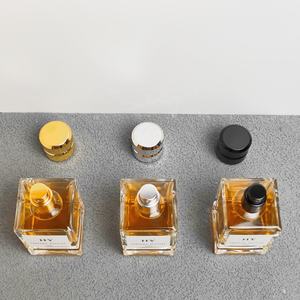 <span class=keywords><strong>Logo</strong></span> personalizzato di lusso vetro pesante bottiglia di profumo 30ml 50ml 100ml forma quadrata con tappo nero argento oro e pompa spruzzatore basso MOQ - Product Image 6