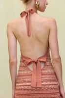 Personnalisé été dames tricots Sexy adolescent tricot Mini femmes robe pull col Mandarin dos nu rayé motif crayon naturel