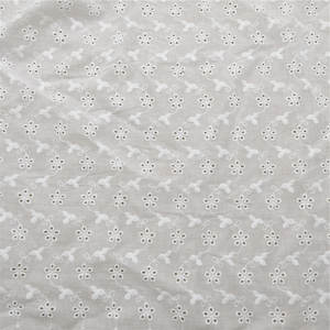 Dentelle française 100% coton soluble dans l'eau, motif géométrique, broderie traditionnelle de luxe vintage, 120 cm pour textiles de maison - Product Image 1