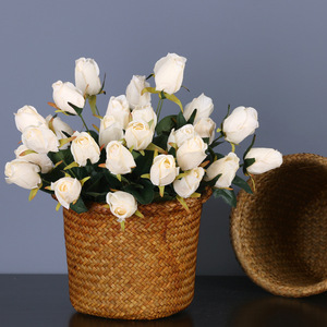 بخاخ عالي الجودة للطاولة المجرة 9 رؤوس حزمة زهور الورد الأحمر موردو زهور صناعية للمائدة - Product Image 3