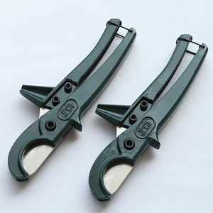 Lanbaolu Manual Rotary Pipe Cutter 165mm Carbon Steel For Diy Plumbing Cutting - Product Image 3