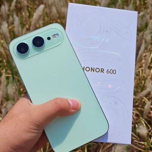 Smartphone Honor 600 Super Edition Snapdragon 7 Gen4 8600mAh Charge rapide 80W 6,57'' 120Hz Appareil photo 200MP Batterie grande capacité 8600mAh - Product Image 1