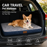 Matelas moderne pour animaux de compagnie, tissu latéral bleu marine, dessus matelassé, coussin élégant pour chien, silicone rafraîchissant, pour le voyage