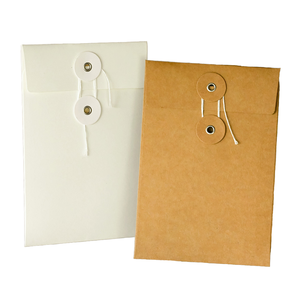 Fabrication sur mesure de sacs de classement en papier kraft avec logo personnalisé, fermeture à cordon, enveloppe de stock pour cartes postales, portefeuilles pour envois postaux - Product Image 1