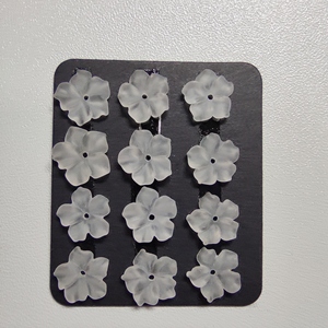 F6 9mm 10mm Cuarzo CN Blanco Hecho a Mano 9-10mm Gema Suelta en Forma de Flor Esmerilada para Colección de Arte - Product Image 5