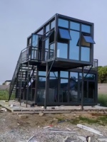 Maison préfabriquée portable à deux étages avec une chambre, un pack plat, un rangement extérieur, une petite maison préfabriquée en conteneur avec salle de bain et cuisine