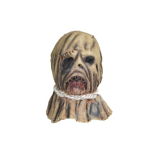 <span class=keywords><strong>Masque</strong></span> en latex d'<span class=keywords><strong>épouvantail</strong></span> à capuche tachée de sang pour adulte pour la fête d'Halloween pour le cosplay d'événement de groupe - Product Image 2