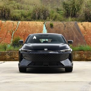 Autos Changan <span class=keywords><strong>de</strong></span> <span class=keywords><strong>Segunda</strong></span> <span class=keywords><strong>Mano</strong></span> en Hubei Yitong, Changan Uni-V Usado, Sedán a Gasolina, Vehículo Usado a Gasolina en Stock, Changan Auto - Product Image 2