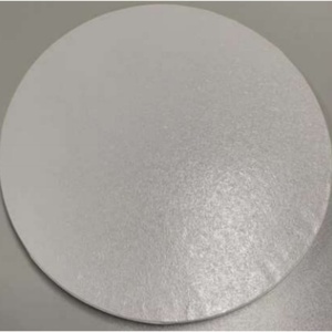 Lot de 100 plateaux à gâteau ronds ondulés de 8 pouces (12 mm) en carton blanc avec impression en relief, en papier ondulé - Product Image 1