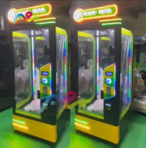 Juegos de Arcade que funcionan con monedas Máquina expendedora Máquina de garra de juguete Premio de corte de fecha rosa