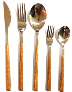 2023ราคาถูกสแตนเลส Flatware ชุดที่มีการจัดการพลาสติกสแตนเลสชุดช้อนส้อมที่มีด้ามจับพลาสติก - Product Image 6