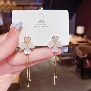 Pendientes de Cobre Chapados en Oro de 14K de Alta Calidad con Ópalo, Borla Larga Clásica, Exquisito Cristal en Forma de Flor, 42mm para Mujer - Product Image 6