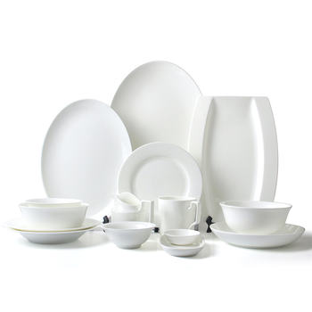 Custom Fine Bone China White Dinner Sets Luxury Hotel Collection Dinnerware Plates and Bowls Tableware Set Wedding Dishware