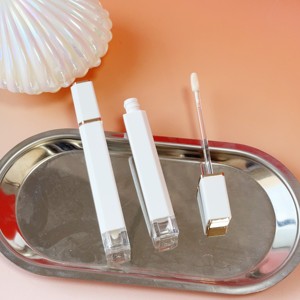 Envase de 5ml Cuadrado Blanco para Aceite Labial, Tubo Vacío para Brillo Labial con Círculo Dorado en el Centro para Empaque de Cosméticos - Product Image 2