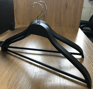 Móc áo nhựa cao cấp, chất lượng cao, sản xuất tại nhà máy, tùy chỉnh, dành cho người lớn, kiểu Zara, sơn đen cao cấp và móc bạc bóng. - Product Image 2