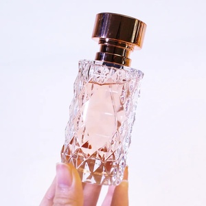 Bottiglia di profumo di vetro quadrato di lusso su misura all'ingrosso 30ml 50ml 100ml vuota con pompa spruzzatore bella confezione di forma quadrata - Product Image 4