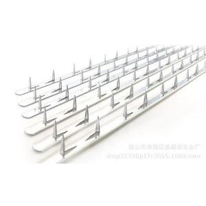 Banda de Borde para Muebles de Oficina con Revestimiento de Goma, 1m, Autoadhesiva, con Dientes de Hierro - Product Image 1