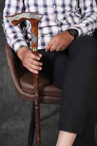 Perfecto para el Uso Diario y Aventuras al Aire Libre, este Bastón de Resina y Madera Ofrece Estabilidad y Comodidad - Product Image 6