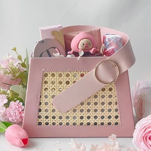 Cesta de cuero tejida estilo rústico, caja de regalo de moda, caja de embalaje para bolso de flores para el Festival del Bote del Dragón <span class=keywords><strong>Zongzi</strong></span> - Product Image 4