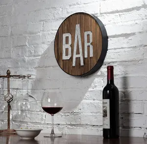 Artisanat en bois moderne Bar mural signe décoratif art porte pour bar Barware suspendu en bois Café Bar Signe